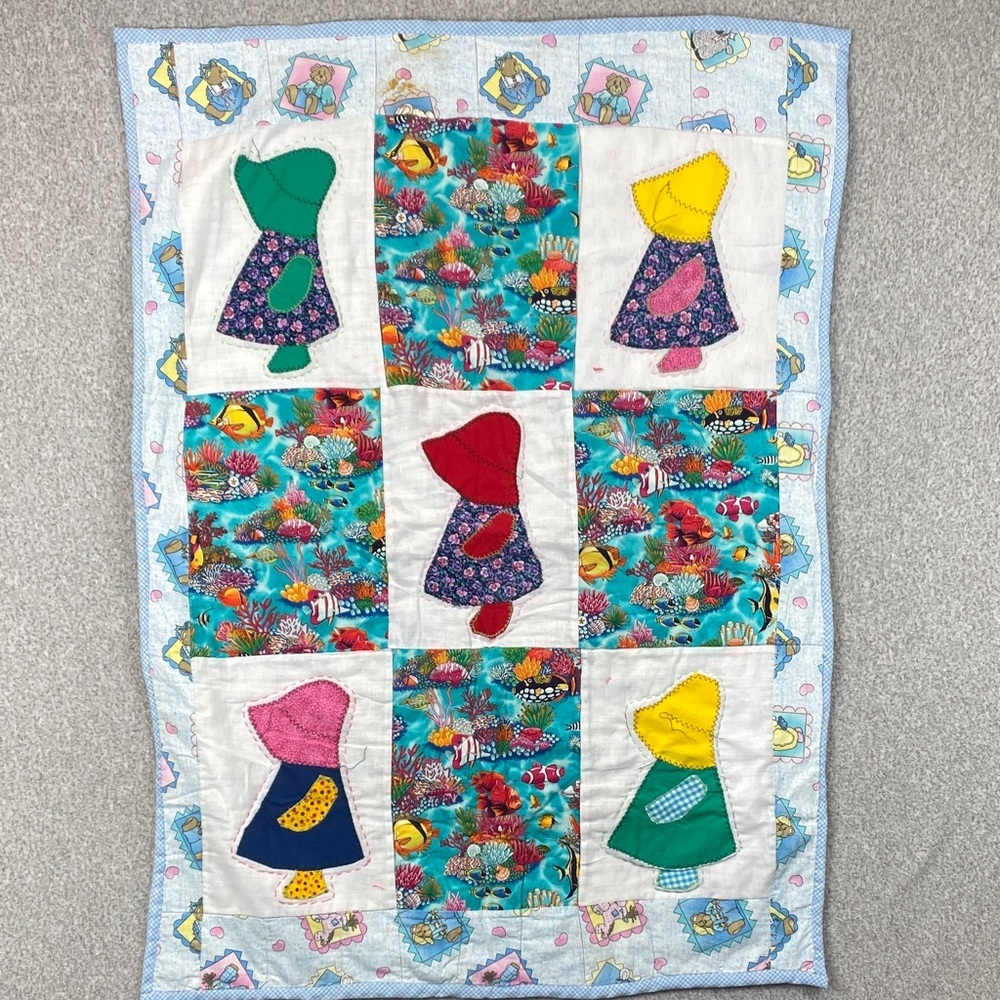 Vtg handmade throw quilt colorful 28x39 inches prairie ocean Patchwork